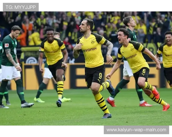 博德闪耀边路突破犀利快速 前场逼抢积极制造威胁 博德闪耀边路突破犀利快速 前场逼抢积极制造威胁